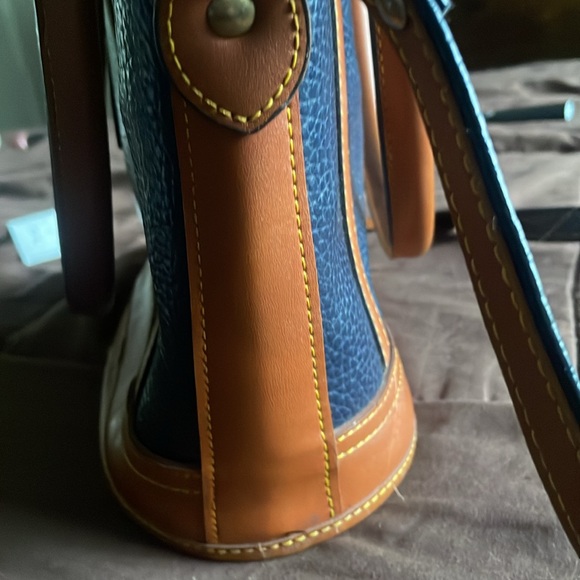 Dooney&Burke Purse - Picture 2 of 3